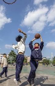 弹指神功…火箭众将测试弹指力量，亚当斯不亏是海王阿！